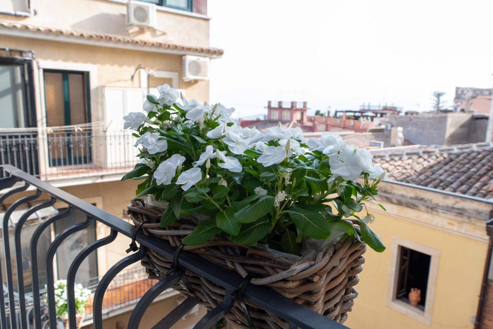 Villa D'Orville Luxury Suites Taormina Zewnętrze zdjęcie
