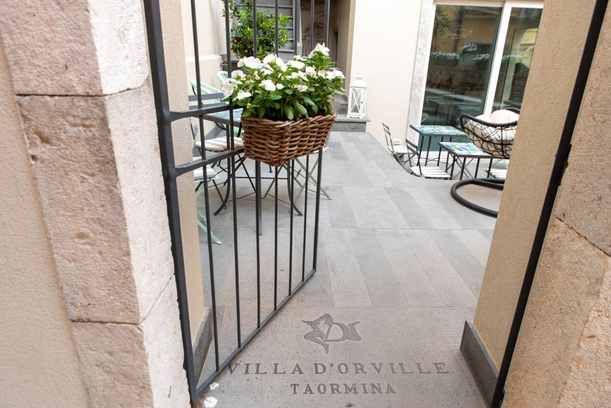 Villa D'Orville Luxury Suites Taormina Zewnętrze zdjęcie
