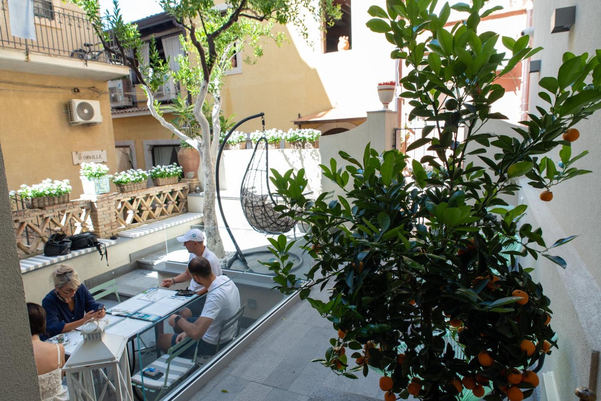 Villa D'Orville Luxury Suites Taormina Zewnętrze zdjęcie