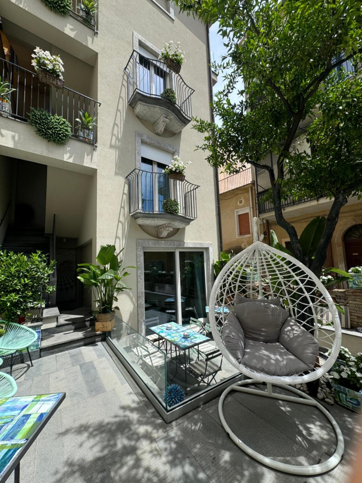 Villa D'Orville Luxury Suites Taormina Zewnętrze zdjęcie